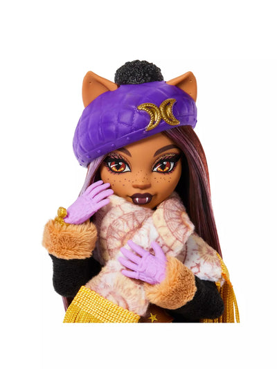 Monster High Skulltimate Secrets Destination Cabin Slaycation Clawdeen Wolf Doll