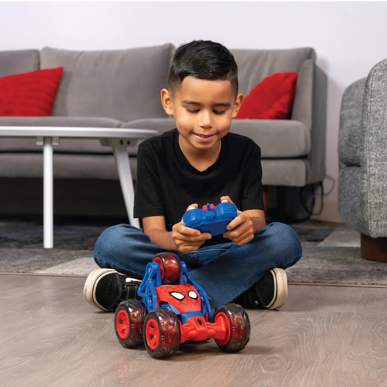 SpiderMan Remote Control Spiderman Stunt Vehicle