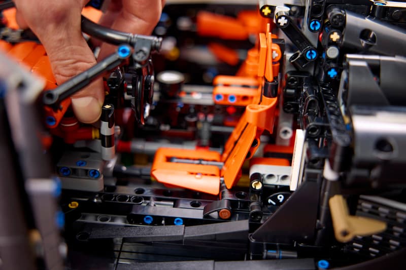 Lego Technic 42232 Koenigsegg Sadair's Spear Mega Car Set
