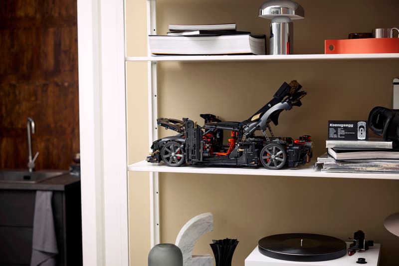 Lego Technic 42232 Koenigsegg Sadair's Spear Mega Car Set