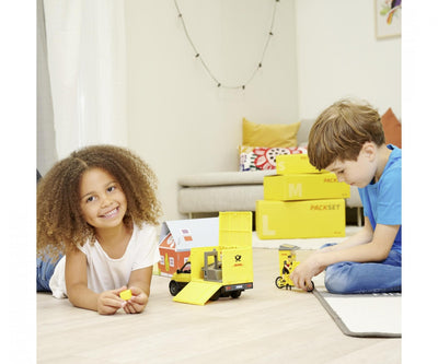 Dickie DHL Delivery Truck And Accessory Playset