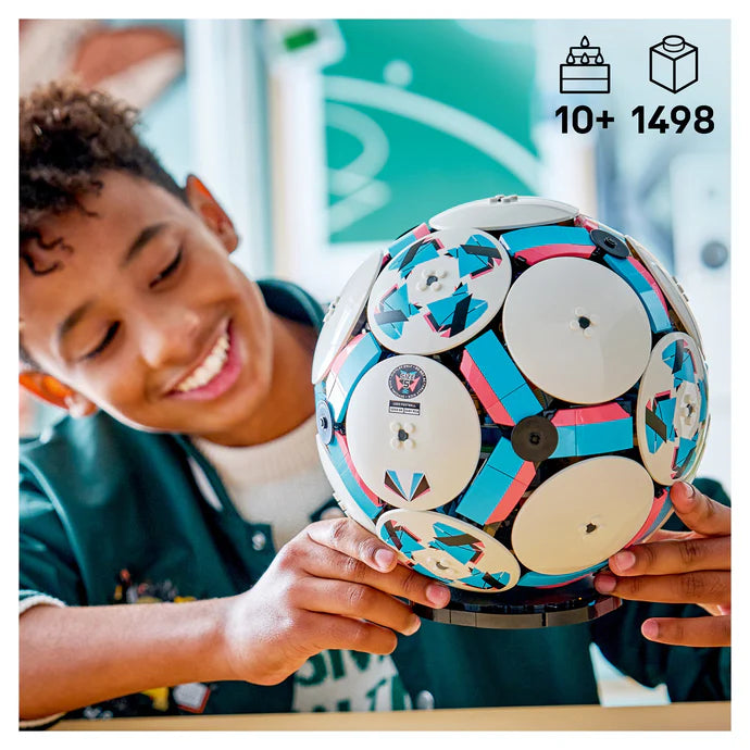 Lego Editions 43019 Football