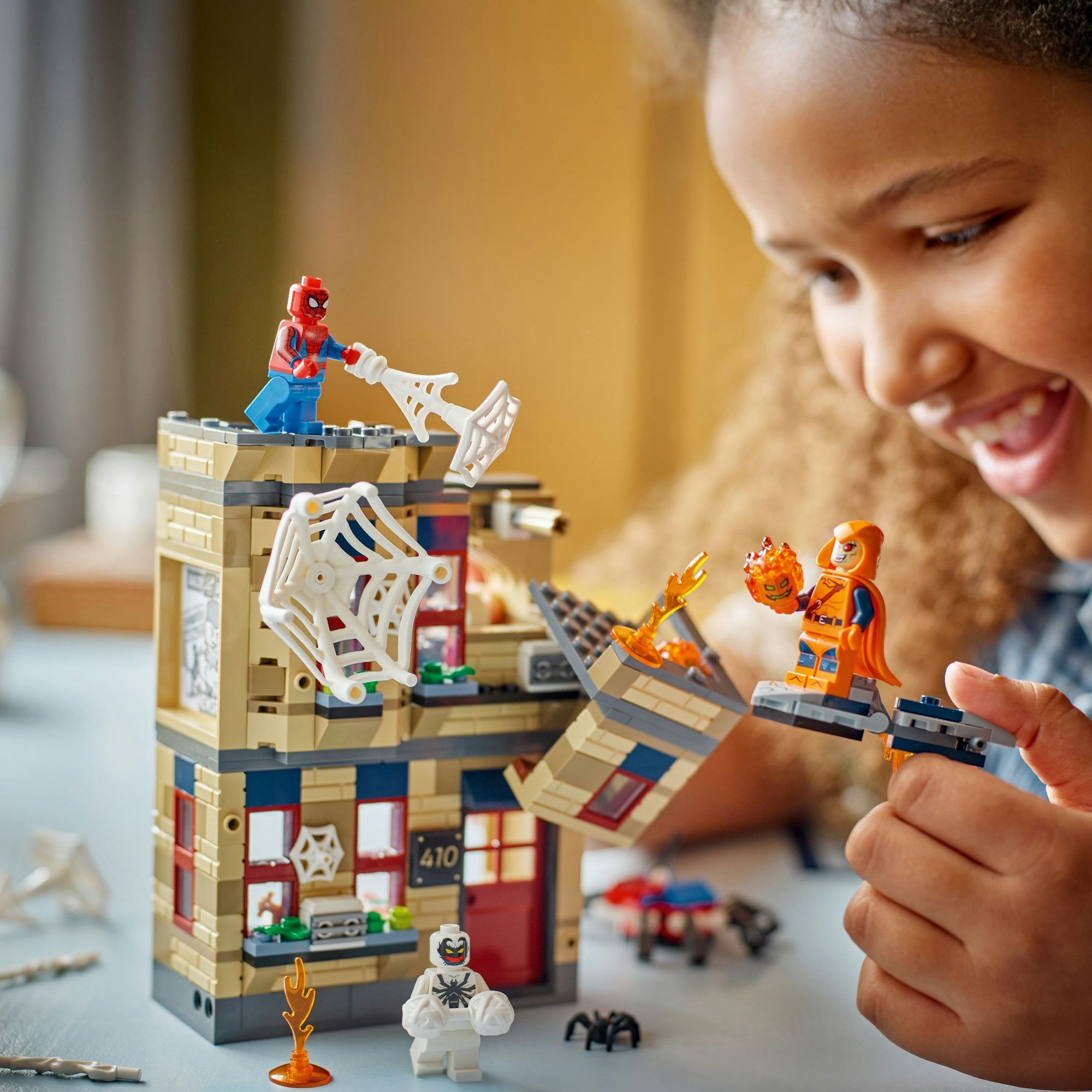 Lego Marvel SpiderMan 76317 Peter Parkers Apartment