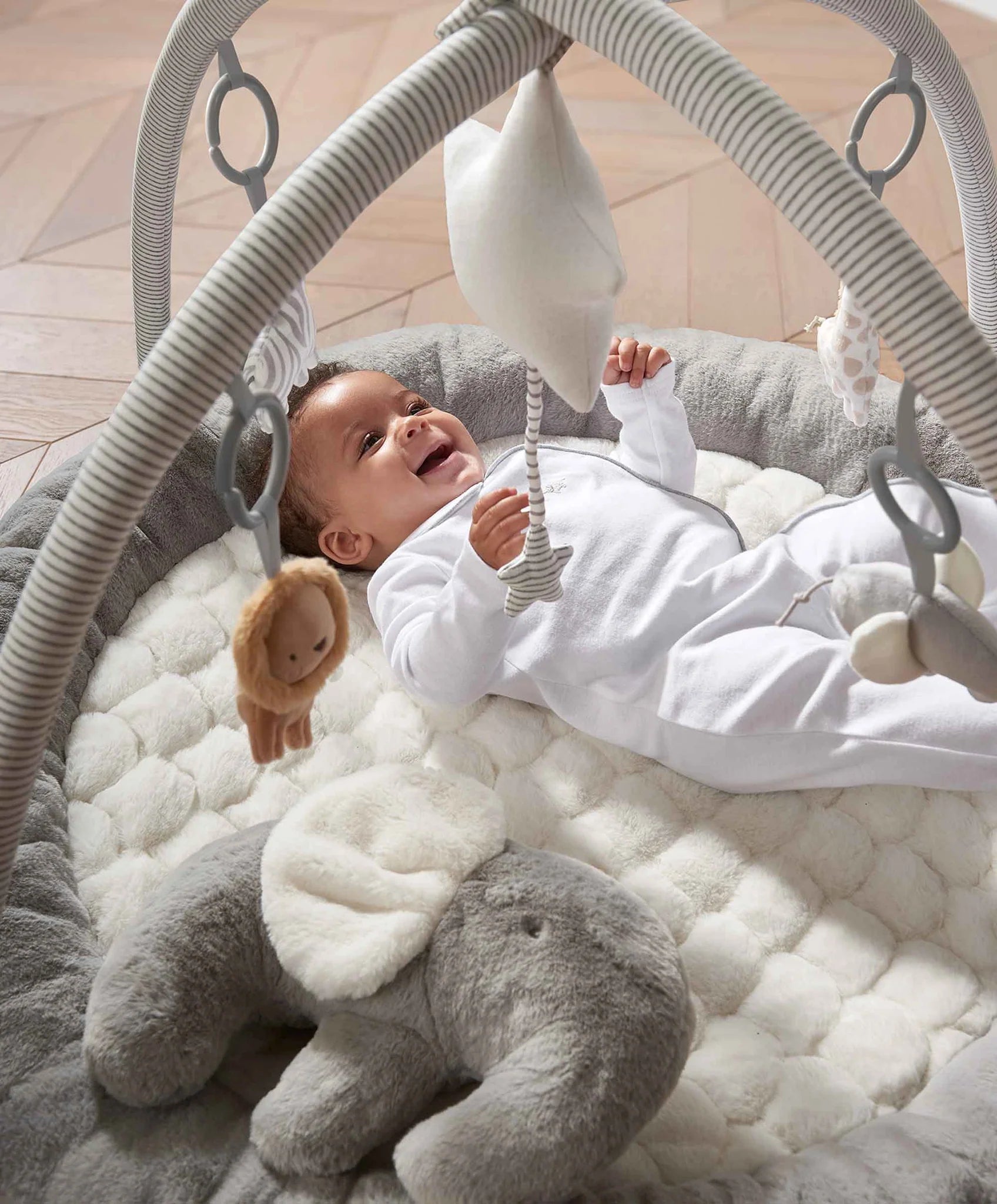 Mamas And Papas Welcome To The World Playmat And Gym Grey