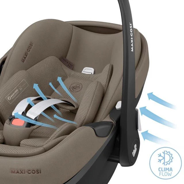 Maxi Cosi Pebble 360 Pro Car Seat - Truffle And Isofix Base Bundle