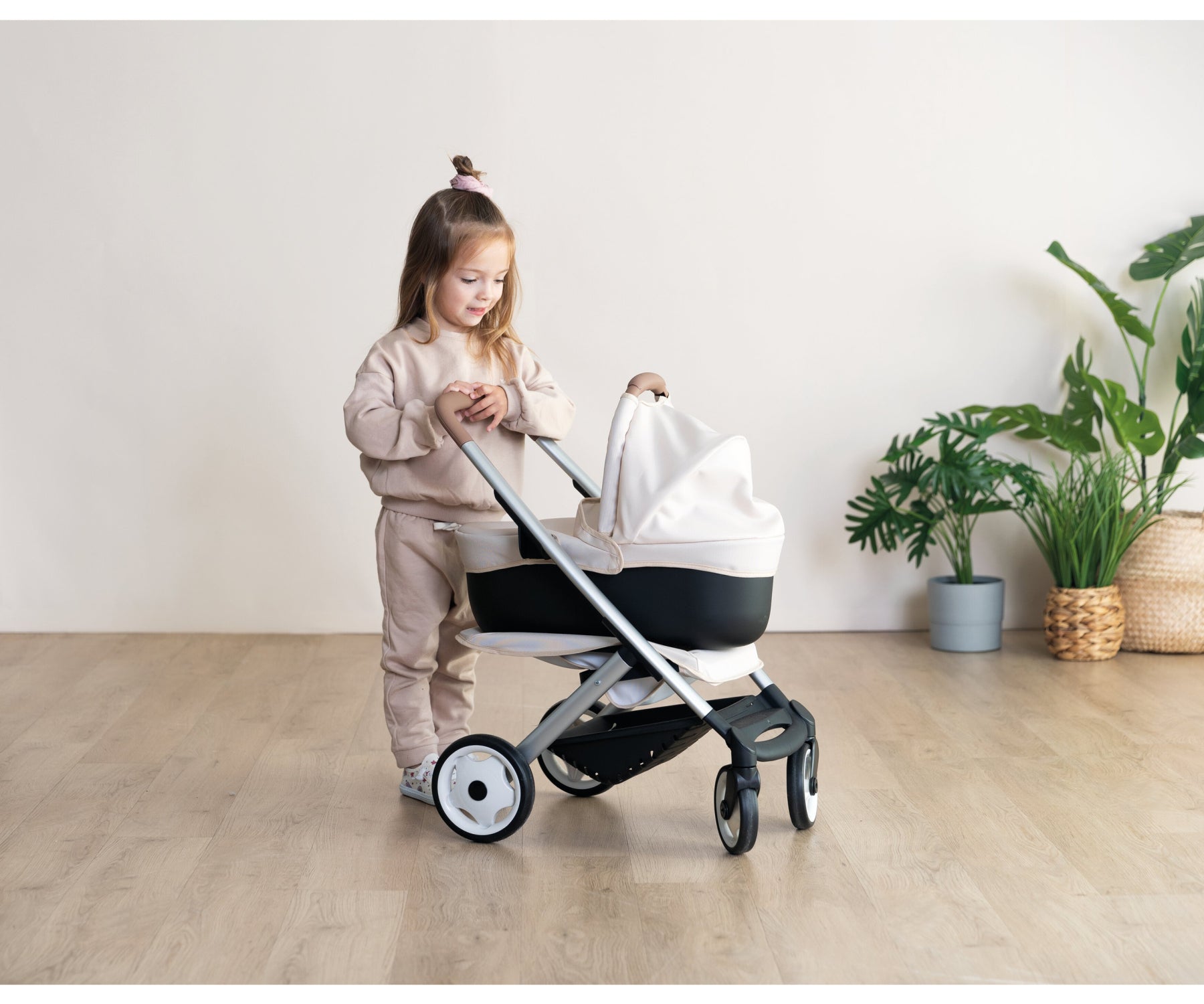 Maxi Cosi Dolls Convertable Pram / Pushchair