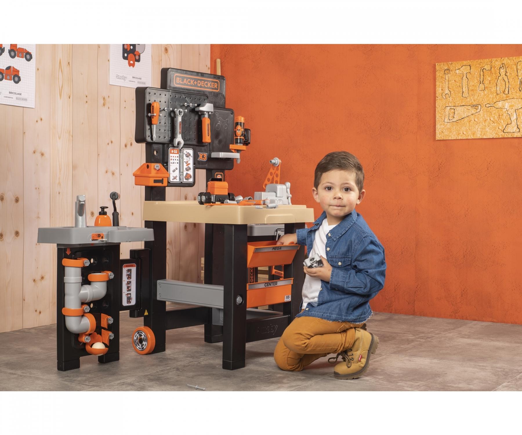 Smoby Black Decker Mega Workbench