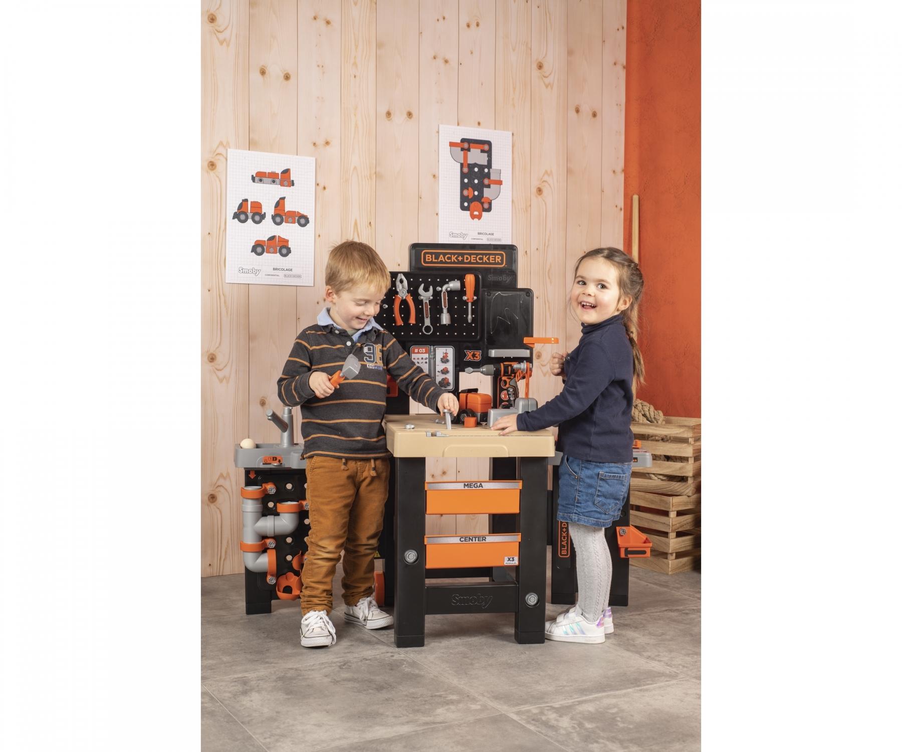 Smoby Black Decker Mega Workbench