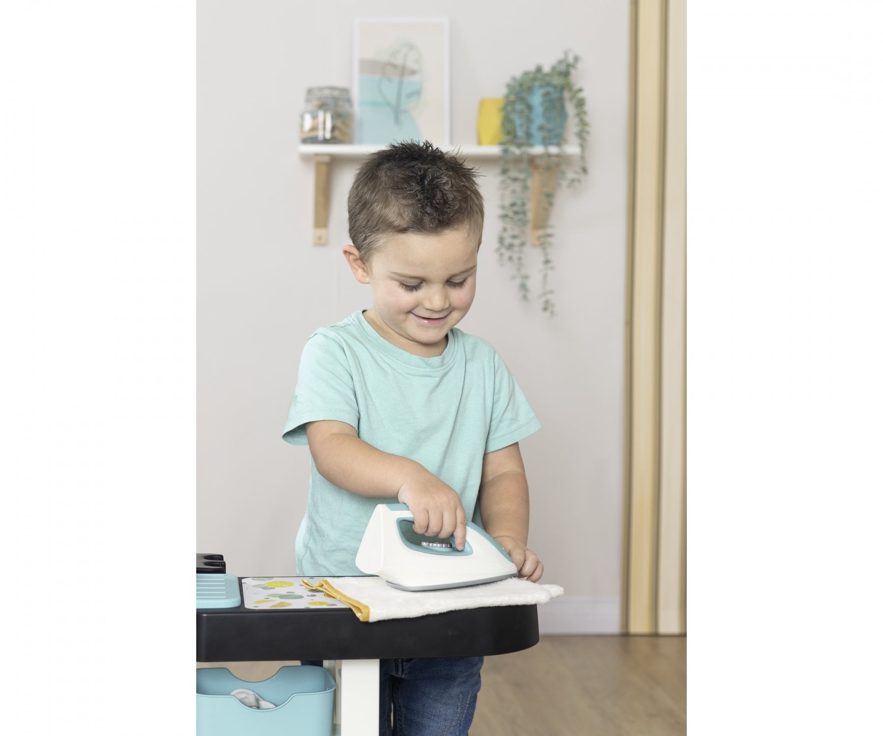 Smoby Rowenta Wash And Clean laundry