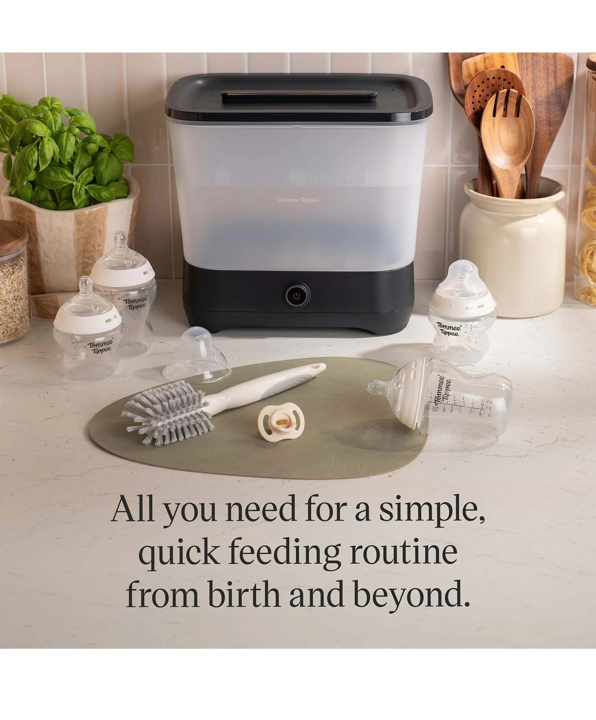 Tommee Tippee Baby Bottle And Steriliser 7pc Set Black
