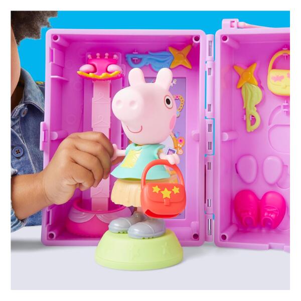 Peppa Pig Peppa's Dress Up Wardrobe