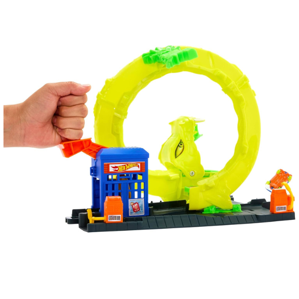 Hot Wheels Snake Spiral Attack Track Set
