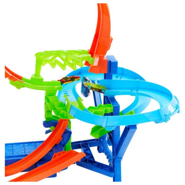 Hot Wheels Mid Air Crash Stunt Track Playset
