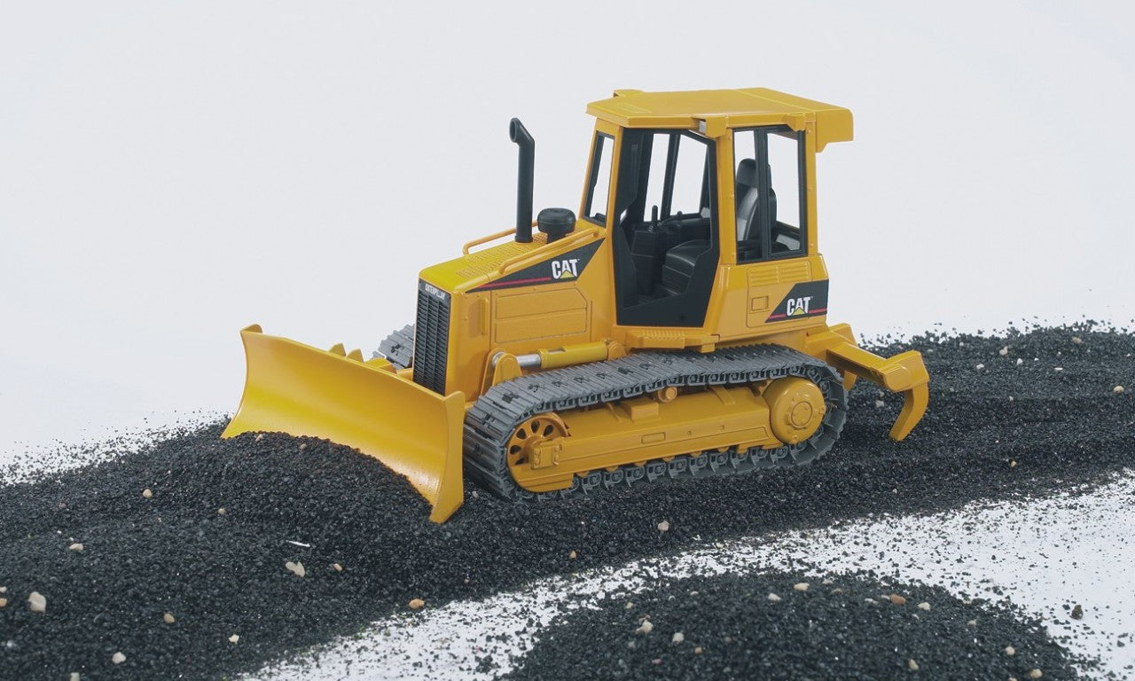 Bruder 02443 CAT Bulldozer On Tracks 1:16