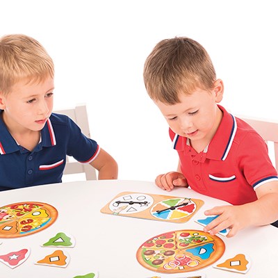 Orchard Toys Pizza Pizza Colour and Shapes Puzzle Game