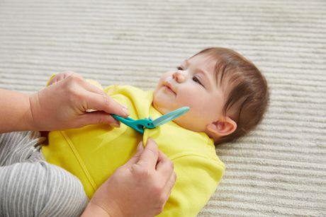 Fisher Price Clipimals Universal Pacifier Holder Otter