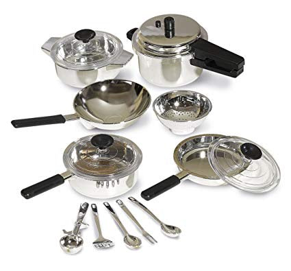 Casdon Little Cook Pan Set